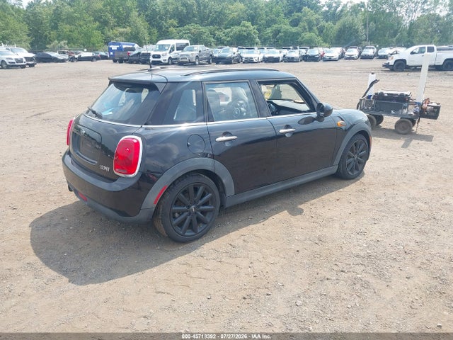 Aukcja sprzedaży 2017 Mini Hardtop Cooper, vin: WMWXU1C57H2E18412, numer aukcji: 45718392