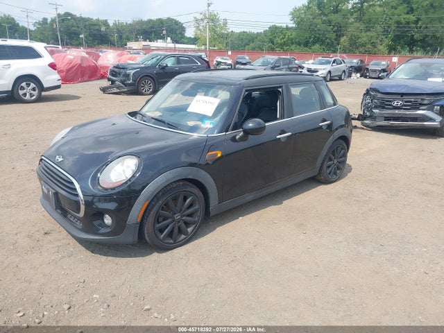 Aukcja sprzedaży 2017 Mini Hardtop Cooper, vin: WMWXU1C57H2E18412, numer aukcji: 45718392