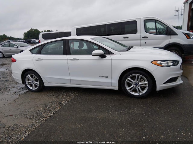 3FA6P0UUXJR271593 Ford Fusion Hybrid S