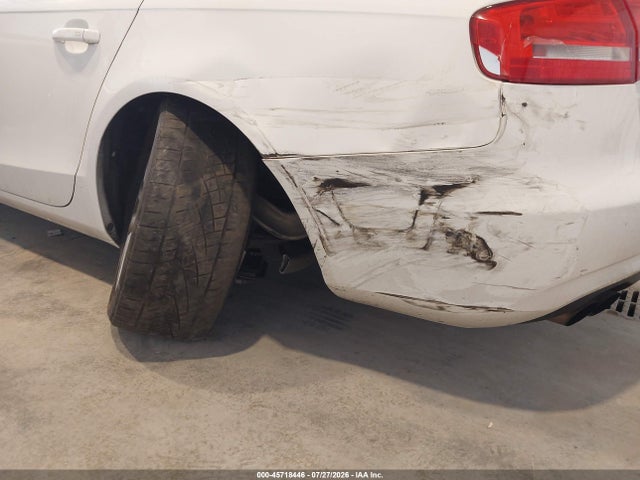 Aukcja sprzedaży 2013 Audi A4 2.0t Premium, vin: WAUAFAFL5DN037903, numer aukcji: 45718446