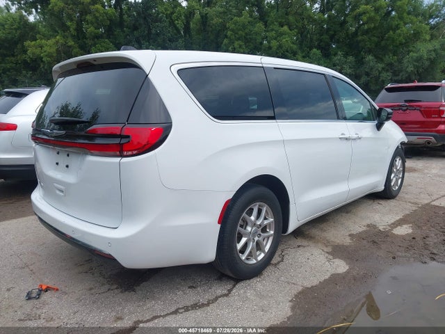 2025 Chrysler Pacifica Select მანქანა იყიდება აუქციონზე, vin: 2C4RC1BG6SR520775, აუქციონის ნომერი: 45718469