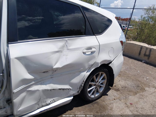 Toyota Prius V Five 2014 JTDZN3EU2E3334462 Image 6