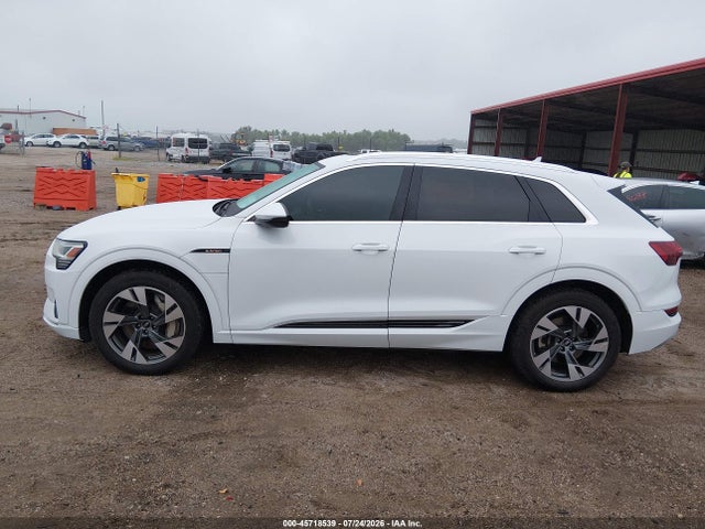 Audi E-tron Premium Quattro 2021 WA1AAAGE5MB020404 Image 14