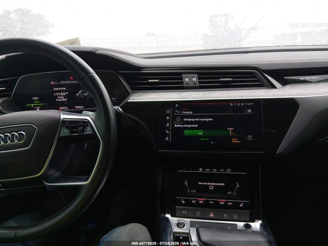 Audi E-tron Premium Quattro 2021 WA1AAAGE5MB020404 Image 18