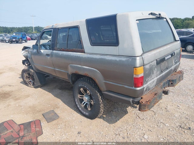 45718601 :رقم المزاد ، JT3RN63W0J0199570 vin ، 1988 Toyota 4runner Rn60 مزاد بيع