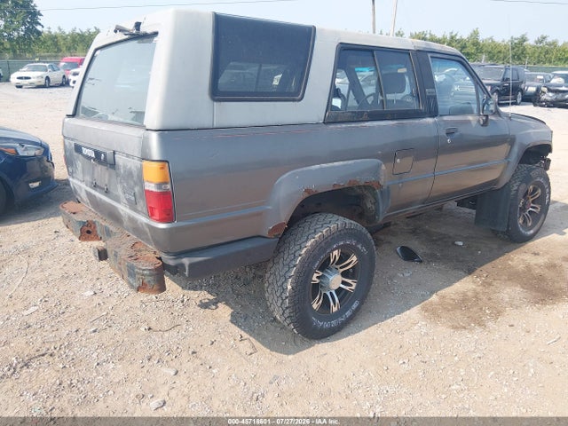 45718601 :رقم المزاد ، JT3RN63W0J0199570 vin ، 1988 Toyota 4runner Rn60 مزاد بيع