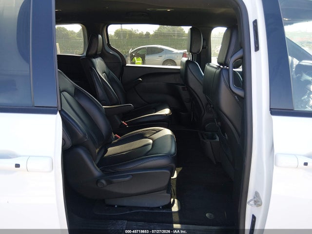 Продажа на аукционе авто 2024 Chrysler Pacifica Hybrid S Appearance Pkg, vin: 2C4RC1S73RR115211, номер лота: 45718653