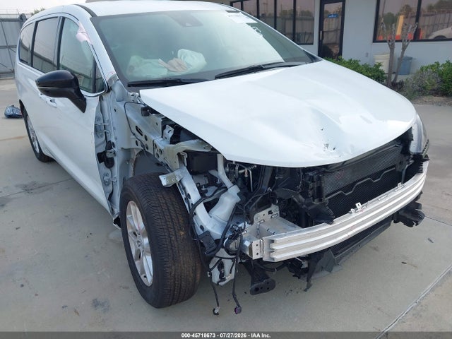 45718673 :رقم المزاد ، 2C4RC1CG0TR161388 vin ، 2026 Chrysler Voyager Lx مزاد بيع