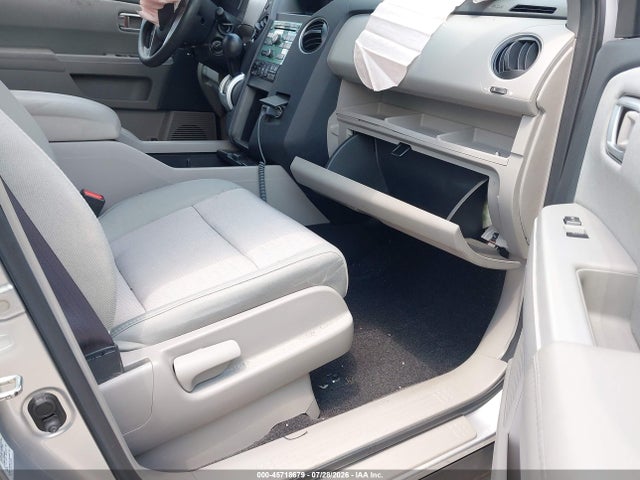 Продажа на аукционе авто 2011 Honda Pilot Ex, vin: 5FNYF3H48BB017739, номер лота: 45718679