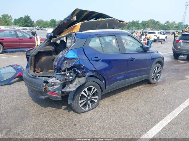 3N1CP5CU5JL541184 Nissan KICKS SV
