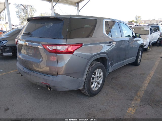 Chevrolet Traverse Ls 2019 1GNERFKW2KJ159817 Image 4