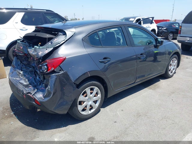 3MZBM1J78GM307225 Mazda Mazda3 I Sport