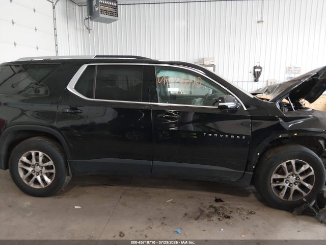 45718710 :رقم المزاد ، 1GNEVGKW2JJ112044 vin ، 2018 Chevrolet Traverse Lt Cloth مزاد بيع