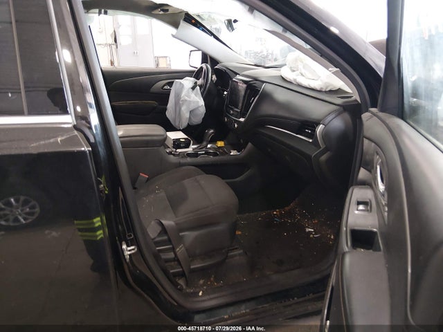 45718710 :رقم المزاد ، 1GNEVGKW2JJ112044 vin ، 2018 Chevrolet Traverse Lt Cloth مزاد بيع