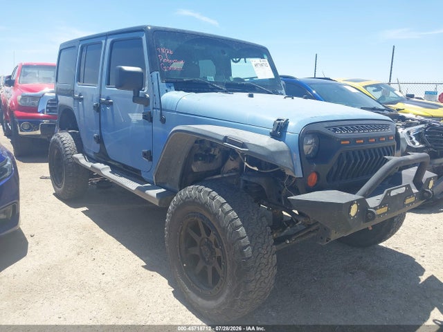 45718712 :رقم المزاد ، 1C4BJWEG6DL629569 vin ، 2013 Jeep Wrangler Unlimited Sahara مزاد بيع