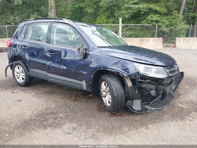 2016 Volkswagen Tiguan S მანქანა იყიდება აუქციონზე, vin: WVGBV7AX5GW617833, აუქციონის ნომერი: 45718717