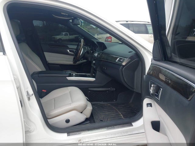 2014 Mercedes-benz E 350 Luxury მანქანა იყიდება აუქციონზე, vin: WDDHF8JB4EA976757, აუქციონის ნომერი: 45718745