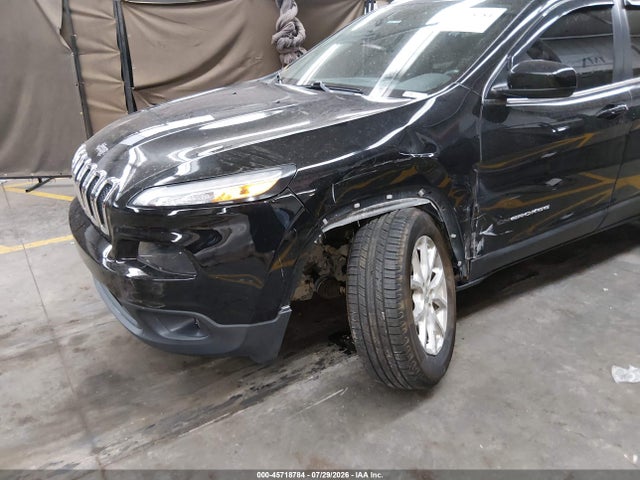 1C4PJMLX8JD602487 Jeep Cherokee Latitude Plus 4x4