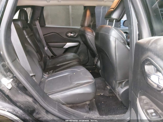 1C4PJMLX8JD602487 Jeep Cherokee Latitude Plus 4x4