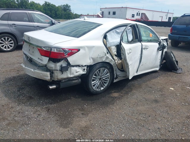 Aukcja sprzedaży 2014 Lexus Es 350, vin: JTHBK1GG2E2144235, numer aukcji: 45718812
