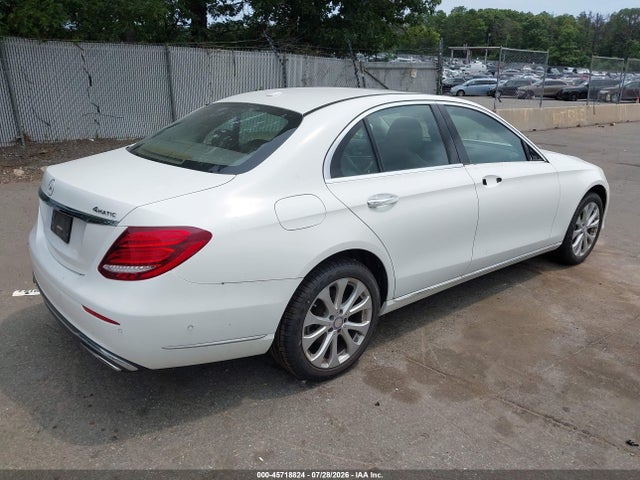 2017 Mercedes-benz E 300 4matic მანქანა იყიდება აუქციონზე, vin: WDDZF4KB3HA204265, აუქციონის ნომერი: 45718824
