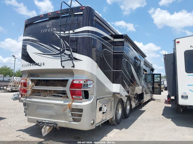 2017 Tiffin Motorhomes Inc Allegro Bus მანქანა იყიდება აუქციონზე, vin: 5VBBAK7A3HA117066, აუქციონის ნომერი: 45718829