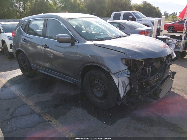 2017 KNMAT2MV9HP572149 main image