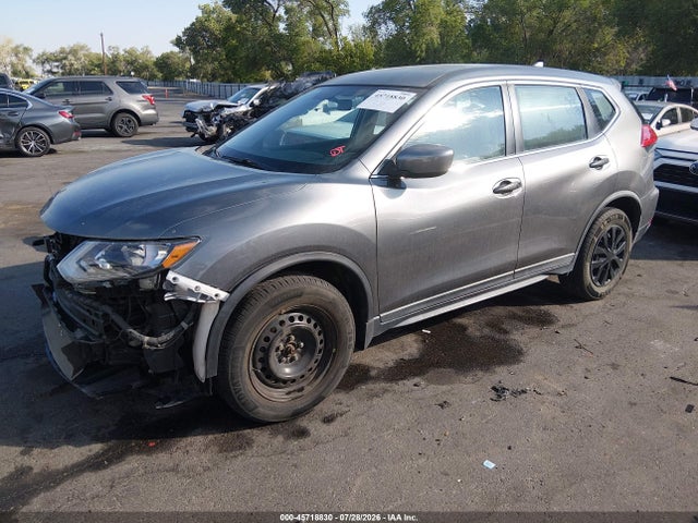 Nissan ROGUE S 2017 KNMAT2MV9HP572149 Image 2