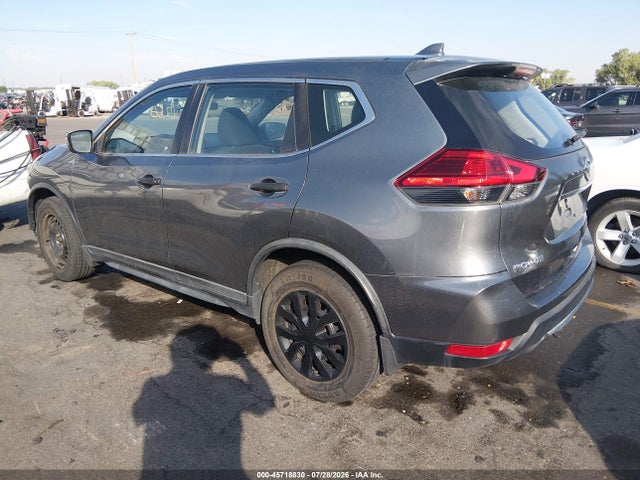 Nissan ROGUE S 2017 KNMAT2MV9HP572149 Image 3