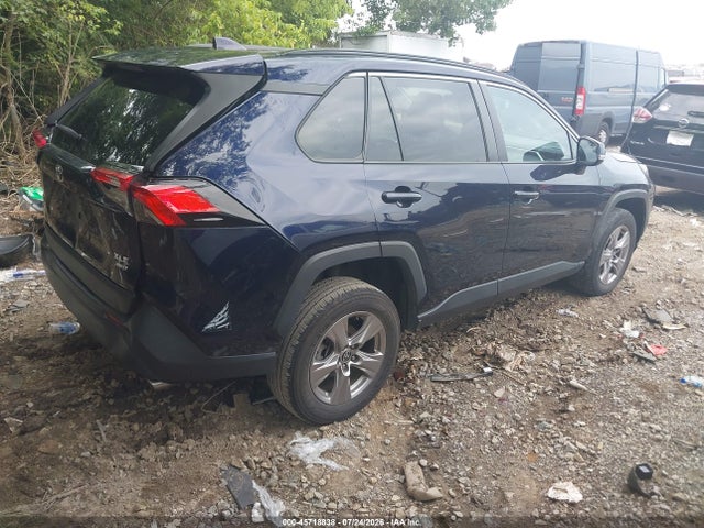 2T3P1RFV3PW375485 Toyota Rav4 Xle