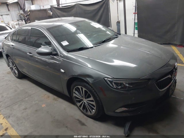 2018 W04GM6SXXJ1070207 main image