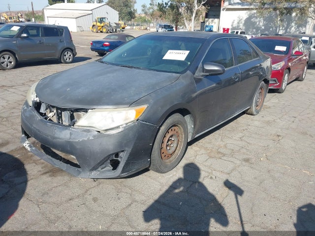 Toyota CAMRY LE 2014 4T4BF1FK1ER428649 Image 2