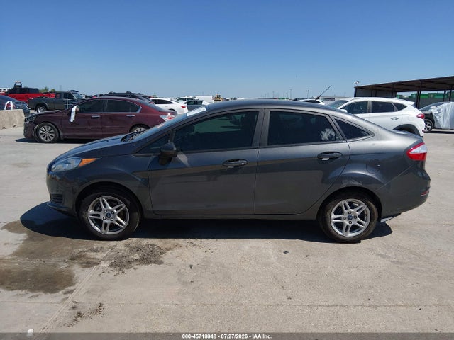 45718848 :رقم المزاد ، 3FADP4BJ0KM157981 vin ، 2019 Ford Fiesta Se مزاد بيع