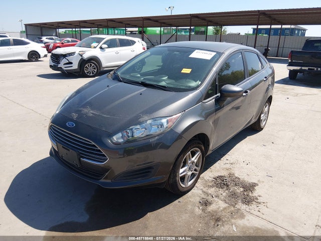 45718848 :رقم المزاد ، 3FADP4BJ0KM157981 vin ، 2019 Ford Fiesta Se مزاد بيع