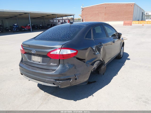 45718848 :رقم المزاد ، 3FADP4BJ0KM157981 vin ، 2019 Ford Fiesta Se مزاد بيع