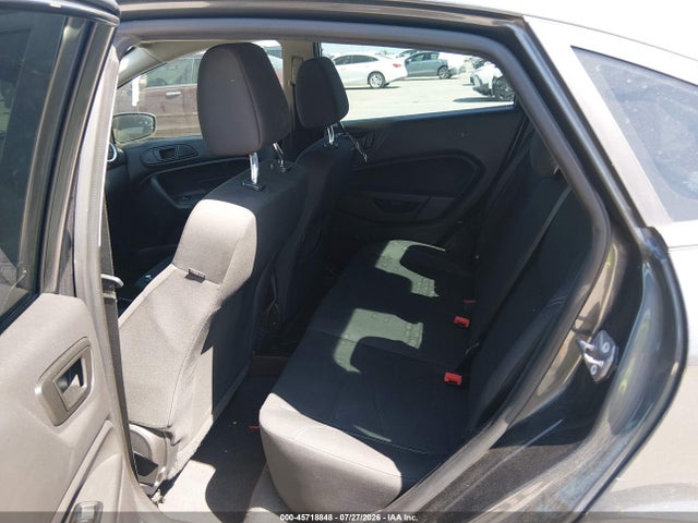 45718848 :رقم المزاد ، 3FADP4BJ0KM157981 vin ، 2019 Ford Fiesta Se مزاد بيع