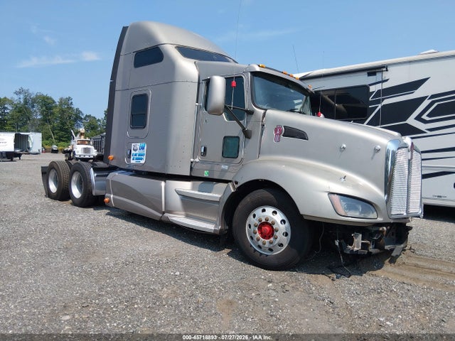 45718893 :رقم المزاد ، 1XKADP9X5BJ289475 vin ، 2011 Kenworth Construction T660 مزاد بيع