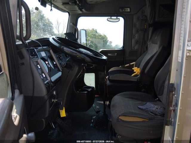 45718893 :رقم المزاد ، 1XKADP9X5BJ289475 vin ، 2011 Kenworth Construction T660 مزاد بيع