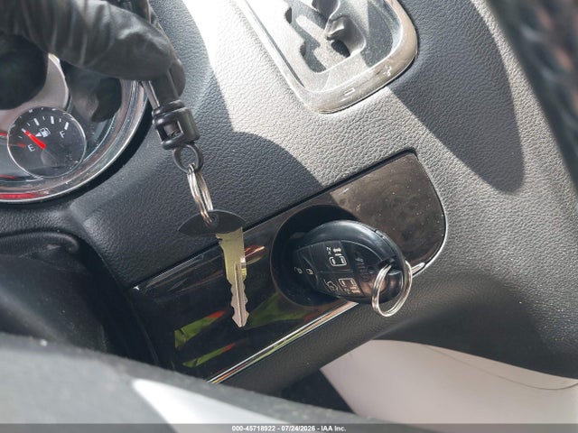 45718922 :رقم المزاد ، 2C4RC1BGXDR555144 vin ، 2013 Chrysler Town & Country Touring مزاد بيع