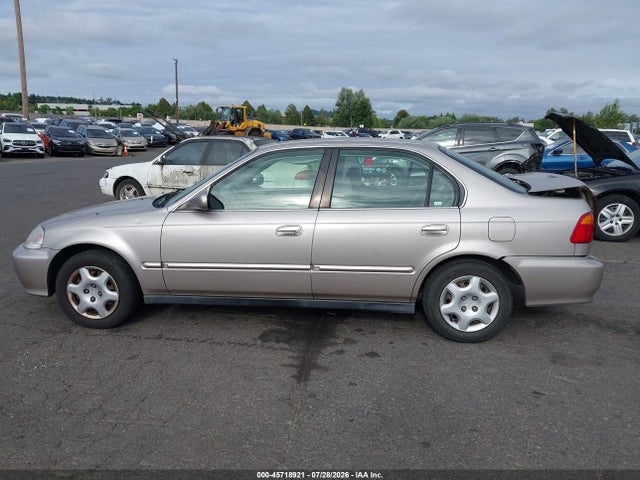 45718921 :رقم المزاد ، 1HGEJ8645YL032417 vin ، 2000 Honda Civic Ex مزاد بيع