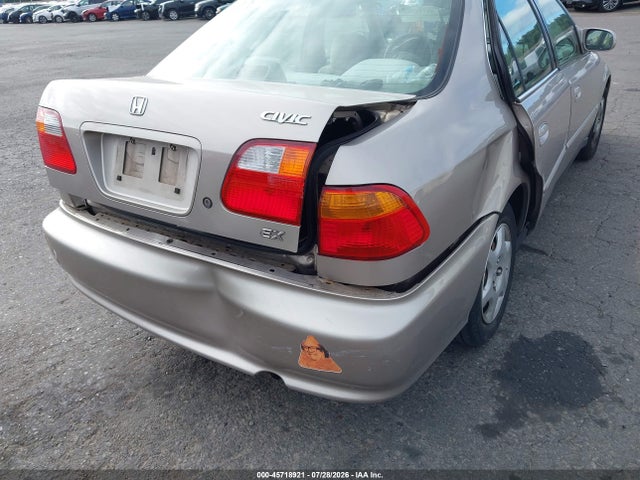 45718921 :رقم المزاد ، 1HGEJ8645YL032417 vin ، 2000 Honda Civic Ex مزاد بيع