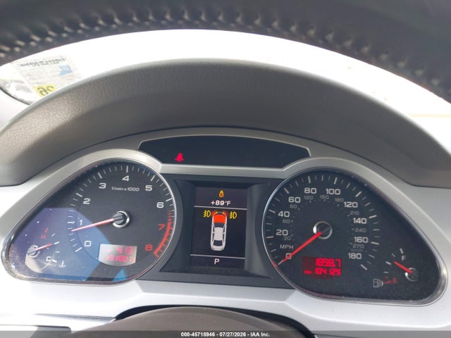 2011 Audi A6 3.2 Premium მანქანა იყიდება აუქციონზე, vin: WAUEKAFB9BN052793, აუქციონის ნომერი: 45718946