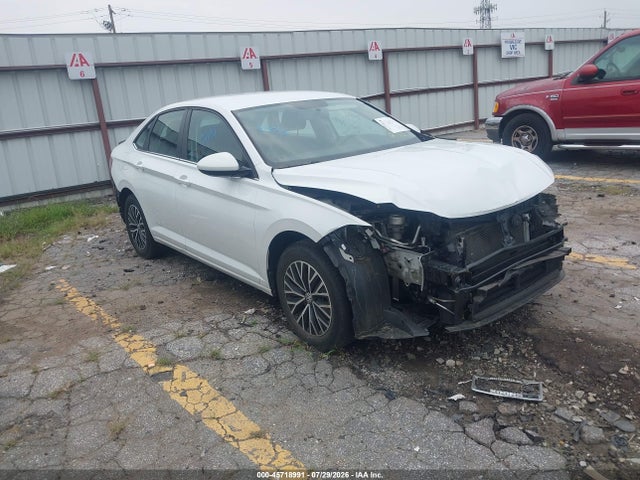 2021 Volkswagen Jetta 1.4t R-line/1.4t Se/s მანქანა იყიდება აუქციონზე, vin: 3VWC57BUXMM018237, აუქციონის ნომერი: 45718991
