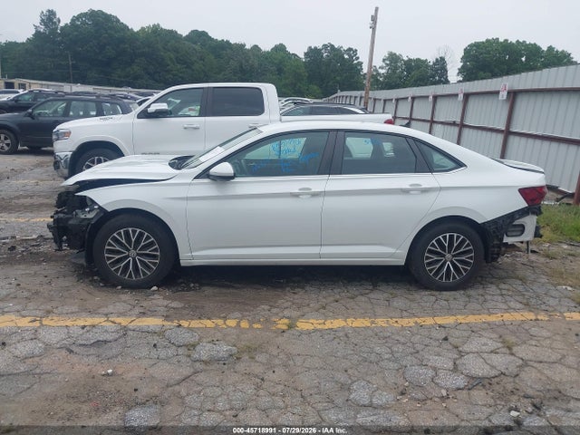 2021 Volkswagen Jetta 1.4t R-line/1.4t Se/s მანქანა იყიდება აუქციონზე, vin: 3VWC57BUXMM018237, აუქციონის ნომერი: 45718991