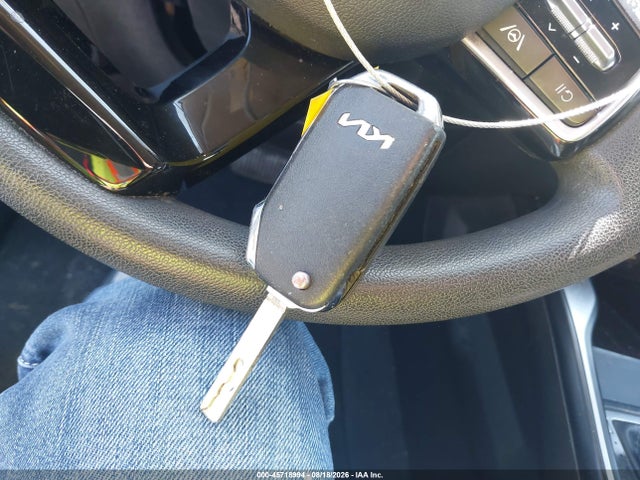 45718994 :رقم المزاد ، 5XYRG4LC1NG108192 vin ، 2022 Kia Sorento Lx مزاد بيع