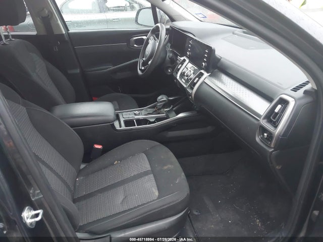 45718994 :رقم المزاد ، 5XYRG4LC1NG108192 vin ، 2022 Kia Sorento Lx مزاد بيع