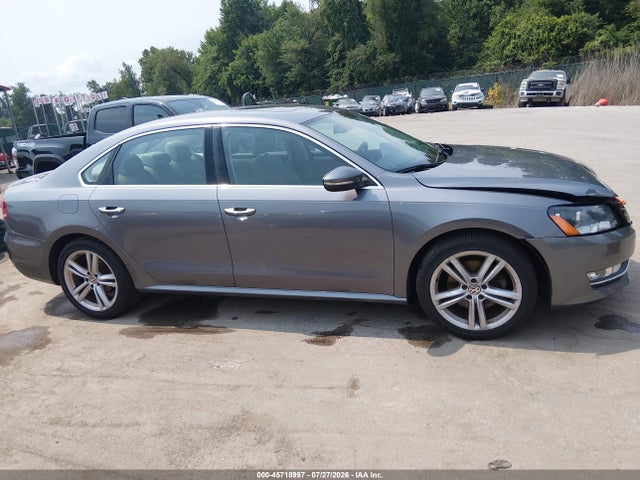 2012 Volkswagen Passat 3.6l V6 Se მანქანა იყიდება აუქციონზე, vin: 1VWBM7A32CC060229, აუქციონის ნომერი: 45718997