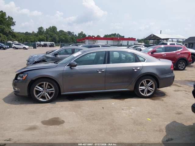 2012 Volkswagen Passat 3.6l V6 Se მანქანა იყიდება აუქციონზე, vin: 1VWBM7A32CC060229, აუქციონის ნომერი: 45718997