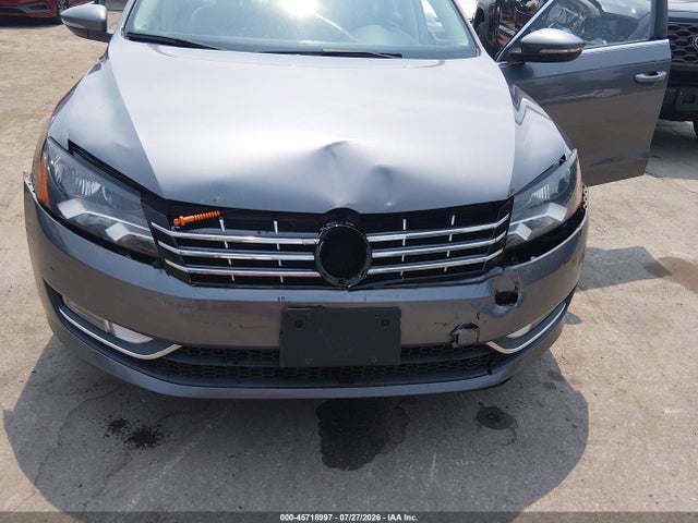 2012 Volkswagen Passat 3.6l V6 Se მანქანა იყიდება აუქციონზე, vin: 1VWBM7A32CC060229, აუქციონის ნომერი: 45718997