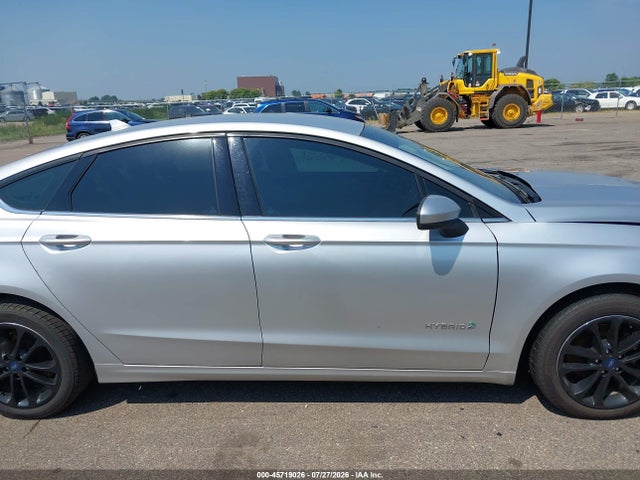 2019 Ford Fusion Hybrid Se მანქანა იყიდება აუქციონზე, vin: 3FA6P0LU5KR188026, აუქციონის ნომერი: 45719026
